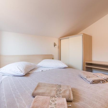 Apartments Sunrise Brist Habitación foto